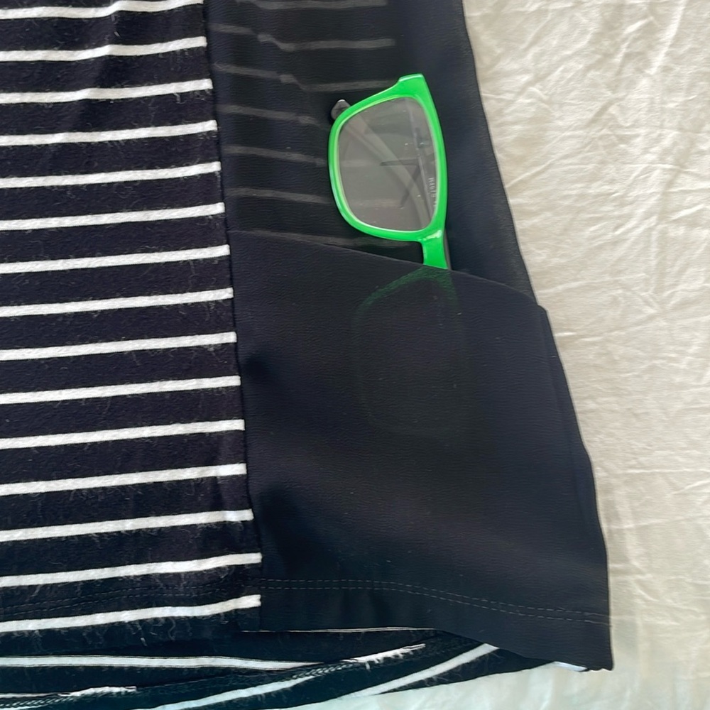 VERTIGO BLK/WH TANK TOP - Picture 6 of 10